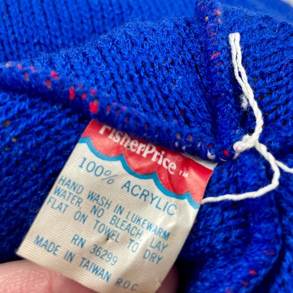 FISHER PRICE Vintage Football Patchwork Ear Flap Pom Pom Beanie and Mittens Set - Picture 7 of 7